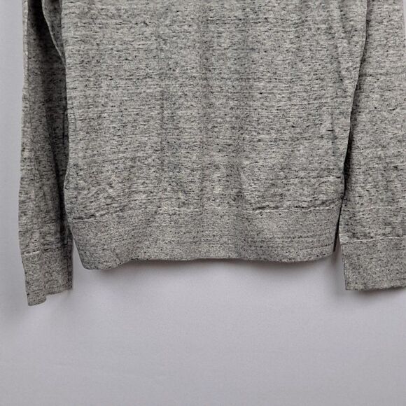 Gap Mens V neck sweater NWOT - Picture 7 of 9
